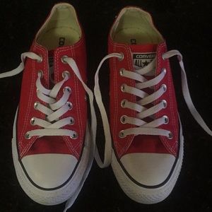 Converse 8 Red Low Tops